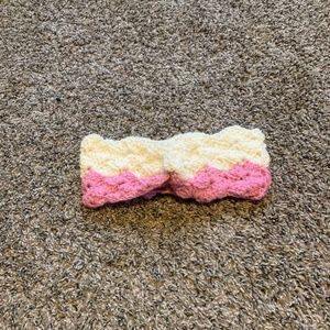 Handmade crochet headband white and pink